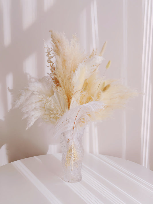 Dried Flower Bouquet | Dried Flower Arrangements | Wedding | Home | Centerpiece Decor | Bridal and Bridesmaids Bouquet